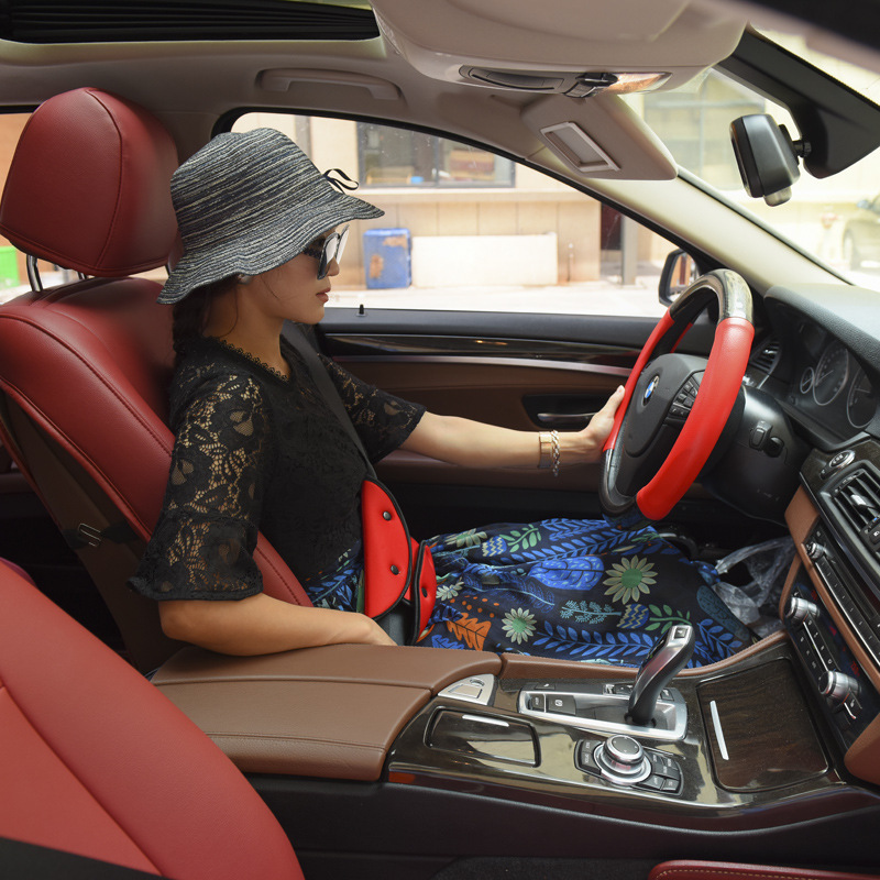 Car Child Safety Belt Triangle Retainer Regulator - Image 4