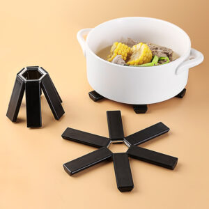 Foldable Heat-Resistant Pot Mat