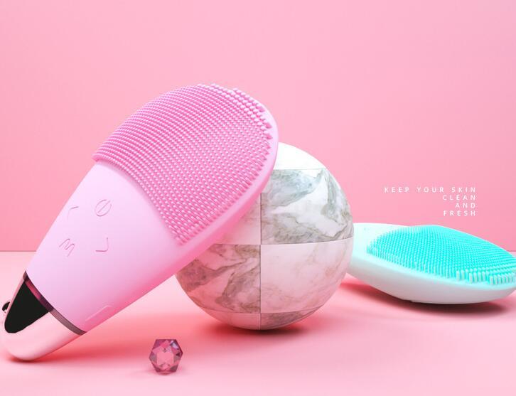 Electric Facial Cleansing Brush - Image 5