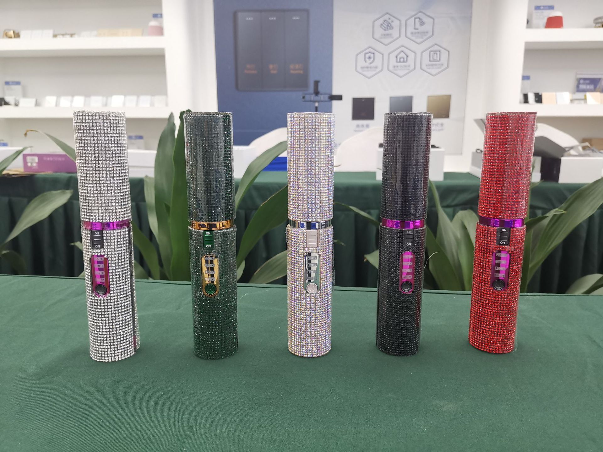 Rechargeable Portable Diamond Straightener - Image 2